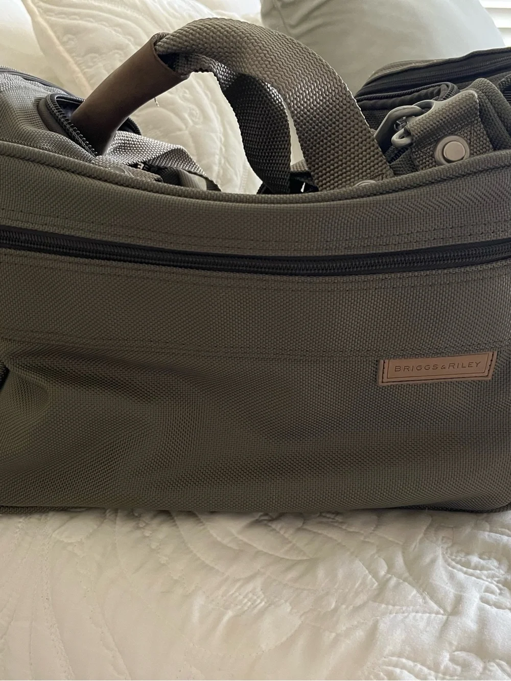 Briggs & Riley Olive Men's Travel Bag